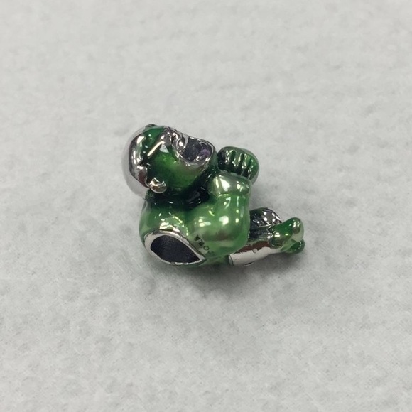 ⭐️⭐️1pc$Pandora Marvel The Avengers Hulk Charm - Picture 5 of 10